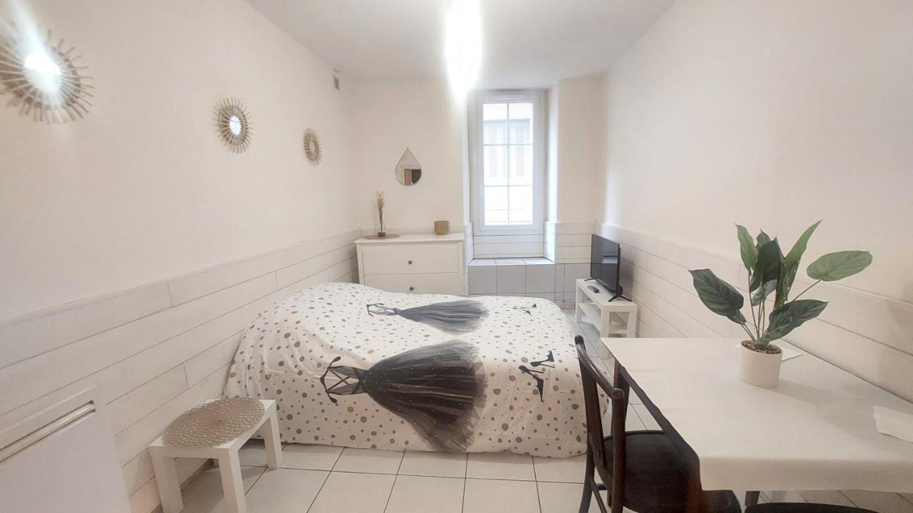 Meuble Au Pied Du Chateau Appartamento *